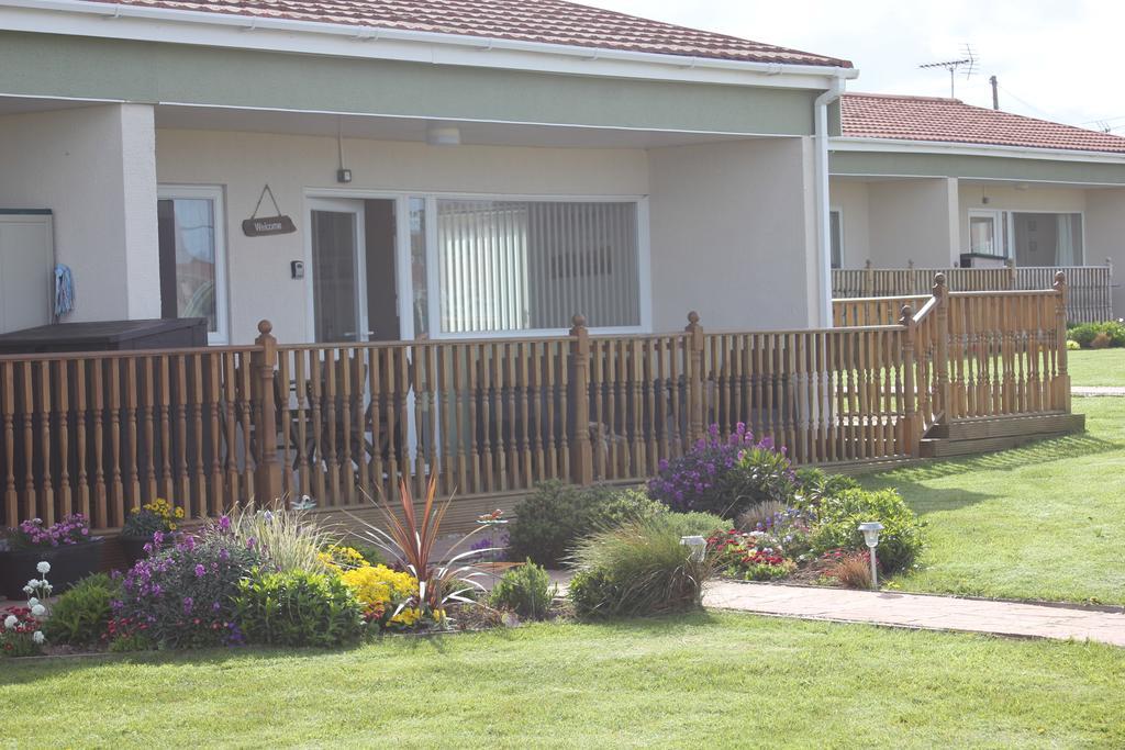 Seaview Cottage Bacton  Exterior photo